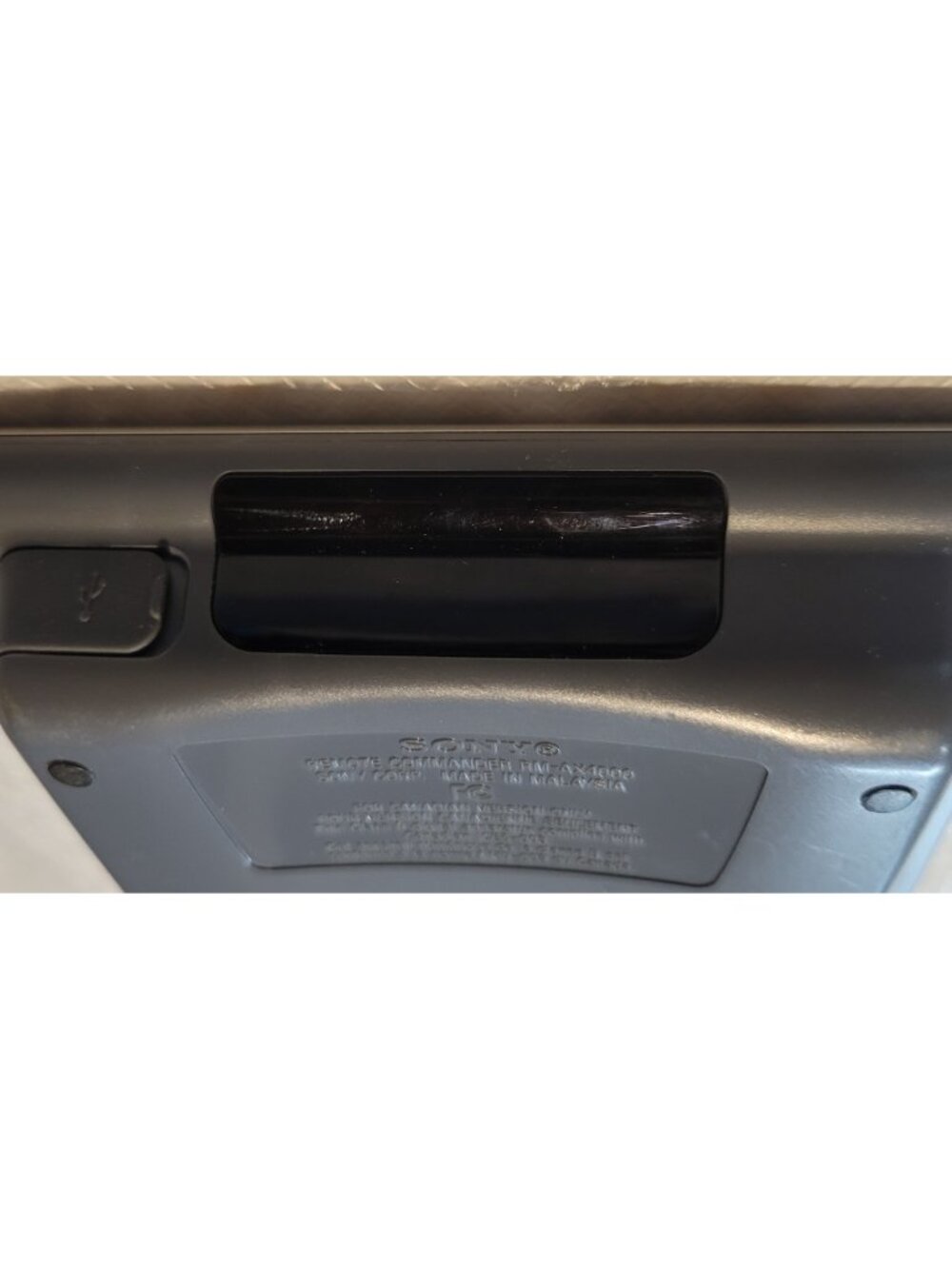 Sony Remote Commander RM-AX4000 - Picture 6 of 11